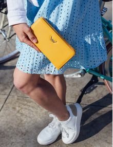 Coalie Yellow
