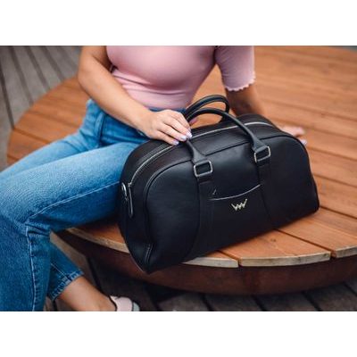 How to choose a travel bag: Go on trip and air out your Vuchka