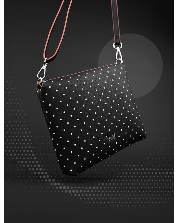 Coalie Dotty Black