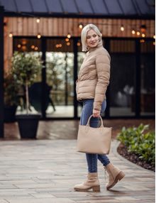 Clorinda Beige