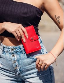 Cara Fluffy Coral Red