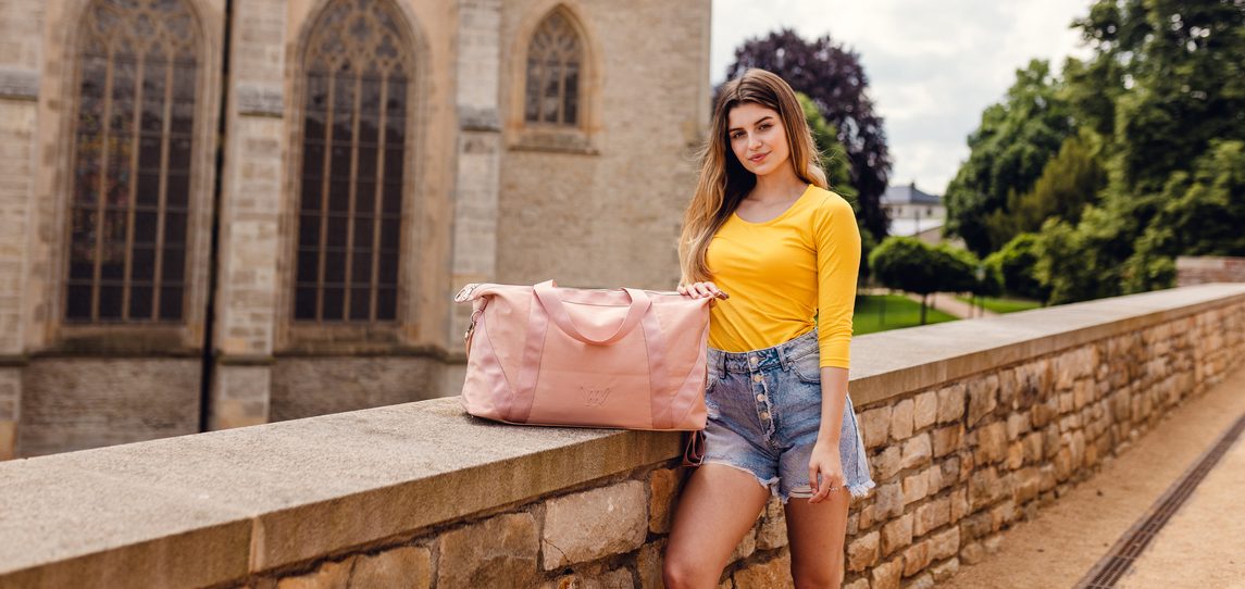 galerie Emilia Pink