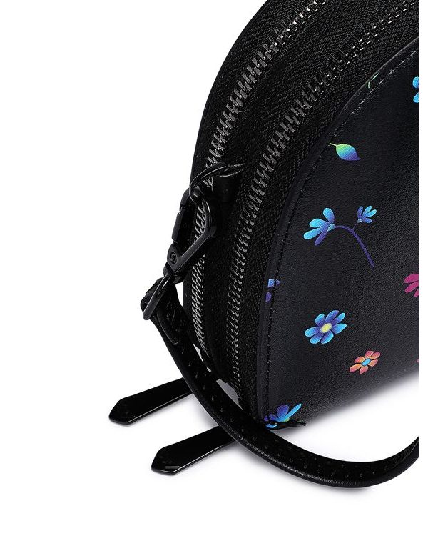 Caira Maedow Black