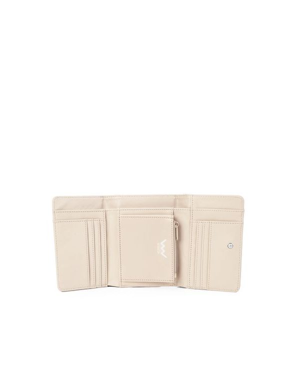 Ryanne Beige