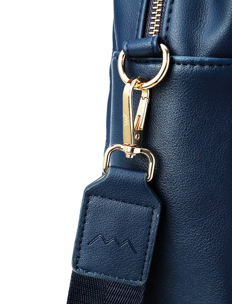 Thyra Blue